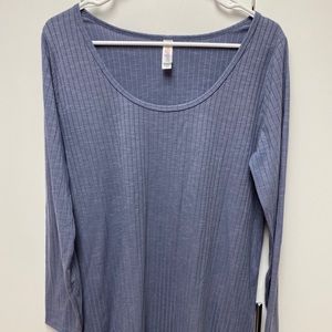 LuLaRoe Lynnae long sleeve tee, blue, L